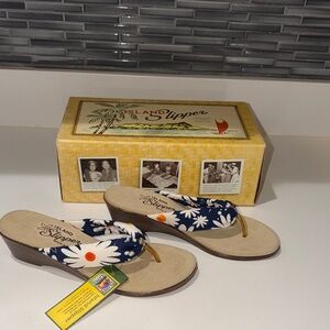 Women's Floral Wedge Sandals - Blue and White